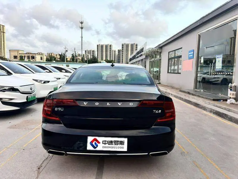 Volvo S90 2018 T5 Smart Edition — 5