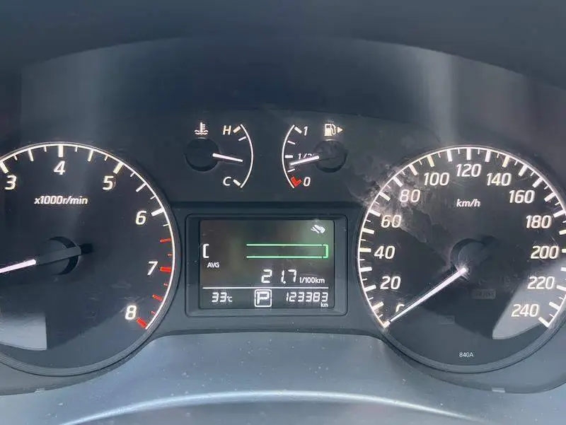 Sylphy 2014 1.6XV CVT Premium Edition — 7
