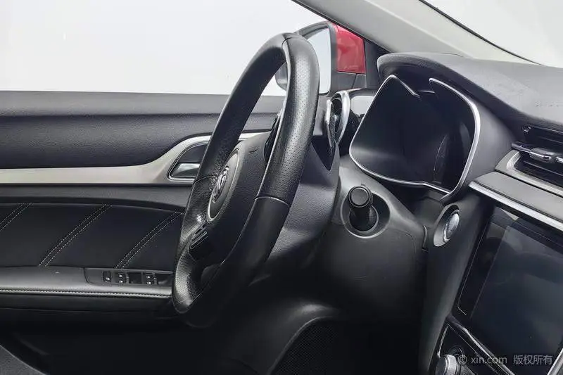 MG6 2018 20T Automatic Luxury Smart Link Edition National VI — 11