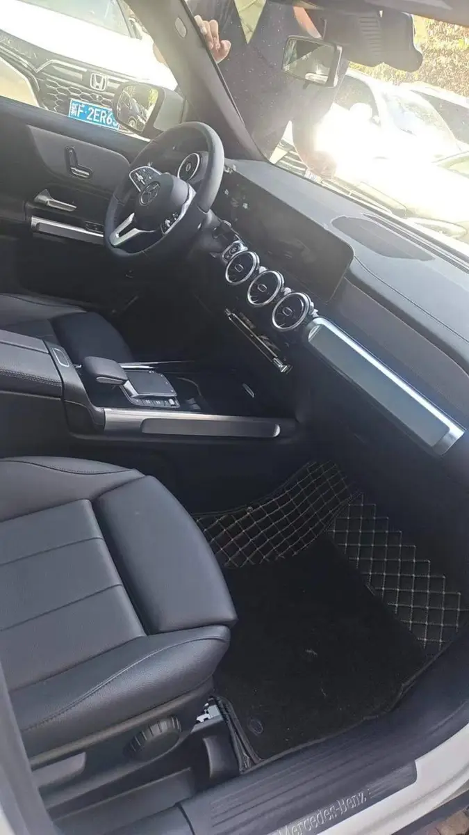 Mercedes-Benz GLB 2020 GLB 180 Fashion — 10