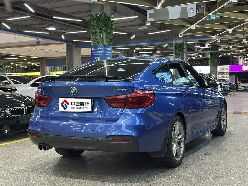 BMW 3 Series GT 2017 320i M Sport — 6