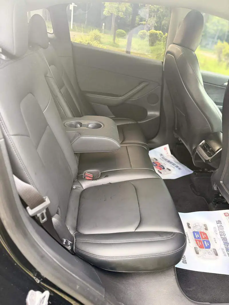 Model Y 2022 facelifted rear-wheel drive version — 19