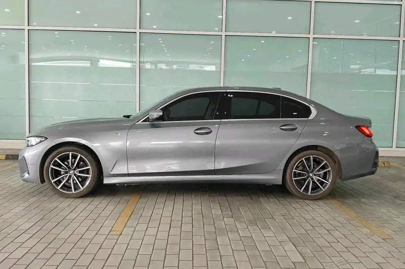 BMW 3 Series 2023 320Li M Sport Package — 3