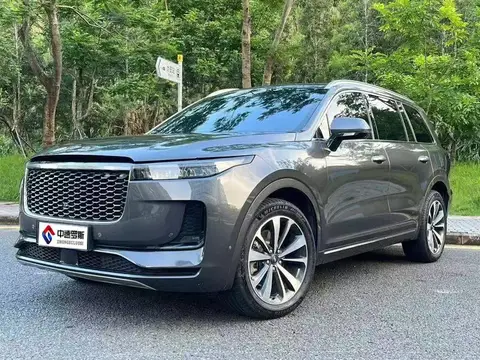 Ideal ONE 2021 Extended Range 6-seater Edition