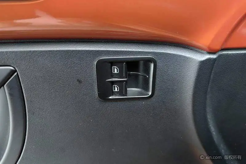 Beetle 2010 2.0 BlackOrange Comfort Edition — 12