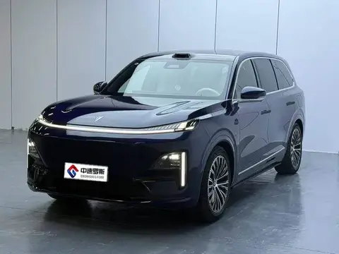 Deep Blue S09 2025 All-Wheel Drive Ultra+ Premium Edition