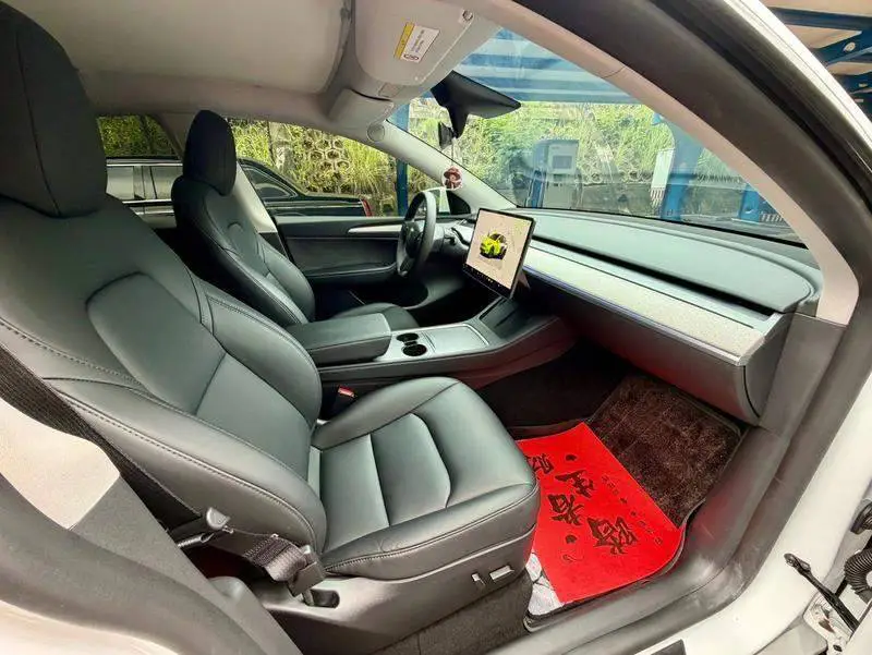 Model Y 2023 rear-wheel drive version — 8