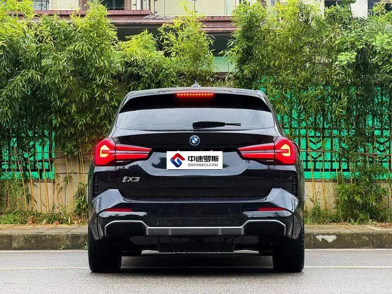 BMW iX3 2023 Leading Model — 5