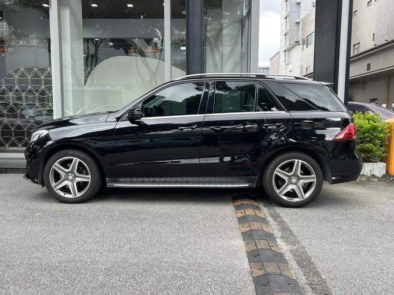 Mercedes-Benz GLE 2016 GLE 400 4MATIC — 3