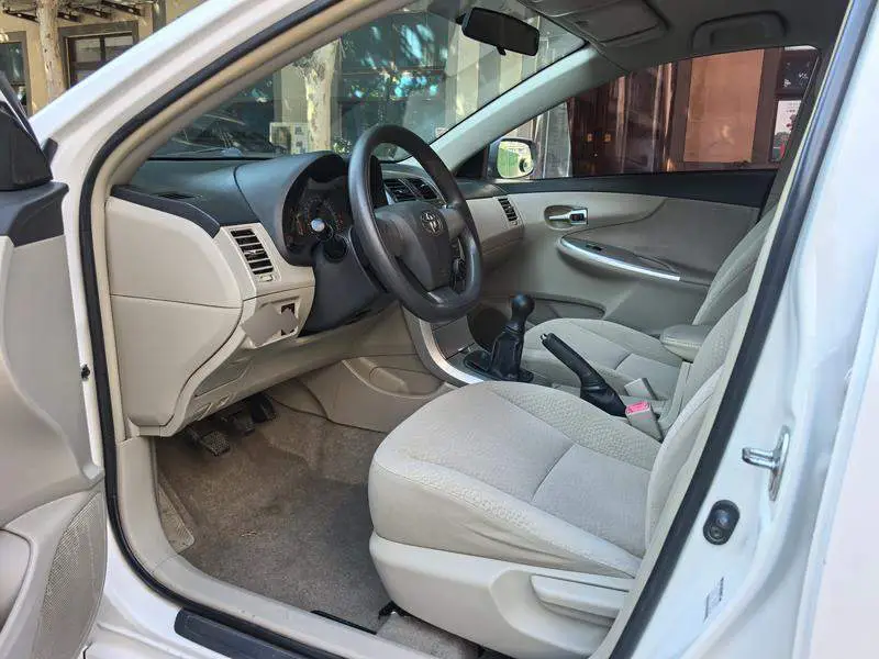 Corolla 2011 1.6L Manual GL — 13