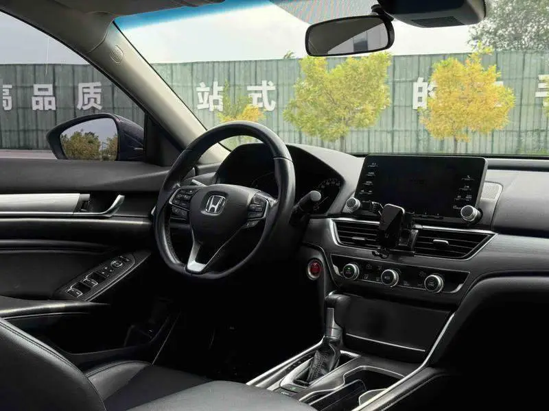 Accord 2018 260TURBO Luxury Edition National VI — 17