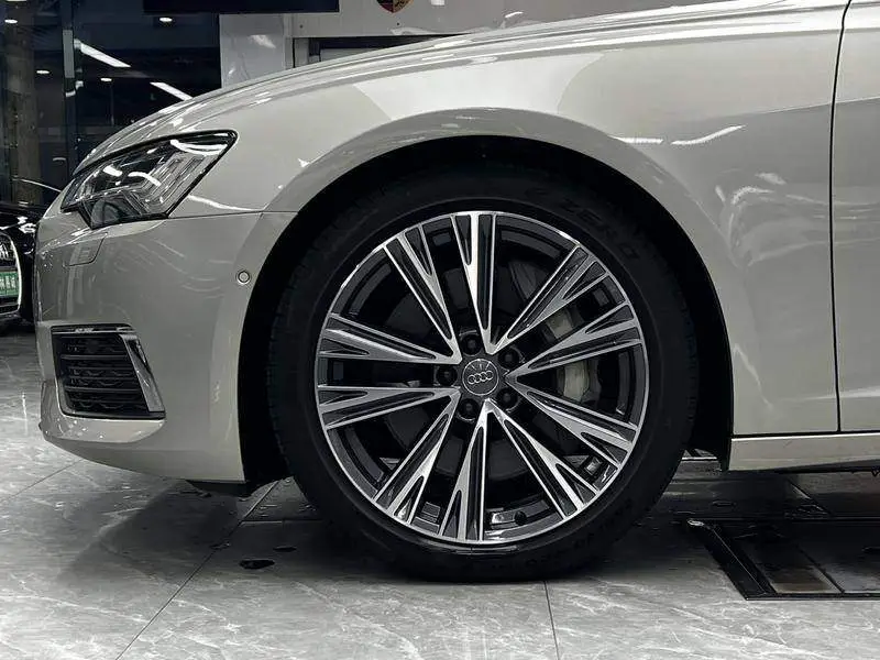 Audi A6L 2021 55 TFSI quattro Flagship Elegant Edition — 14