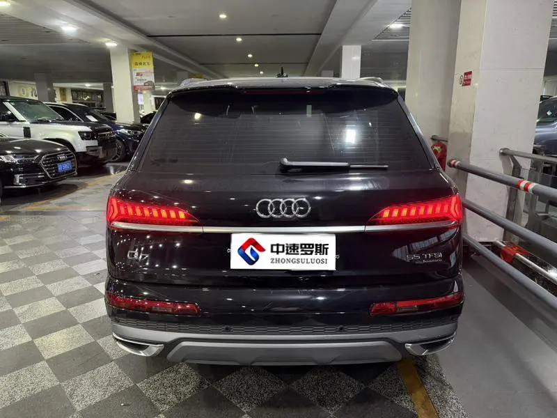 Audi Q7 2021 55 TFSI quattro S line sports model — 5