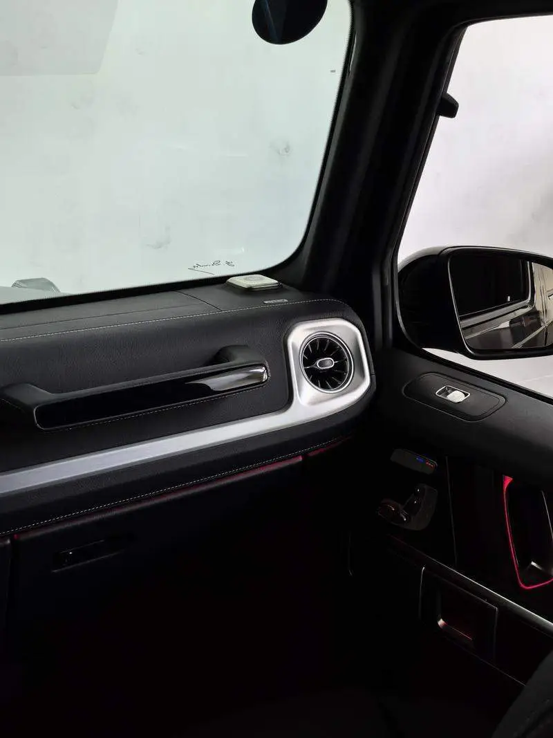 Mercedes-Benz G-Class AMG 2023 AMG G 63 — 9