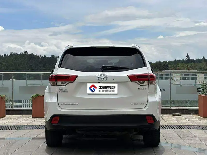 Highlander 2018 2.0T 4WD Premium Edition 7 Seater National V — 5