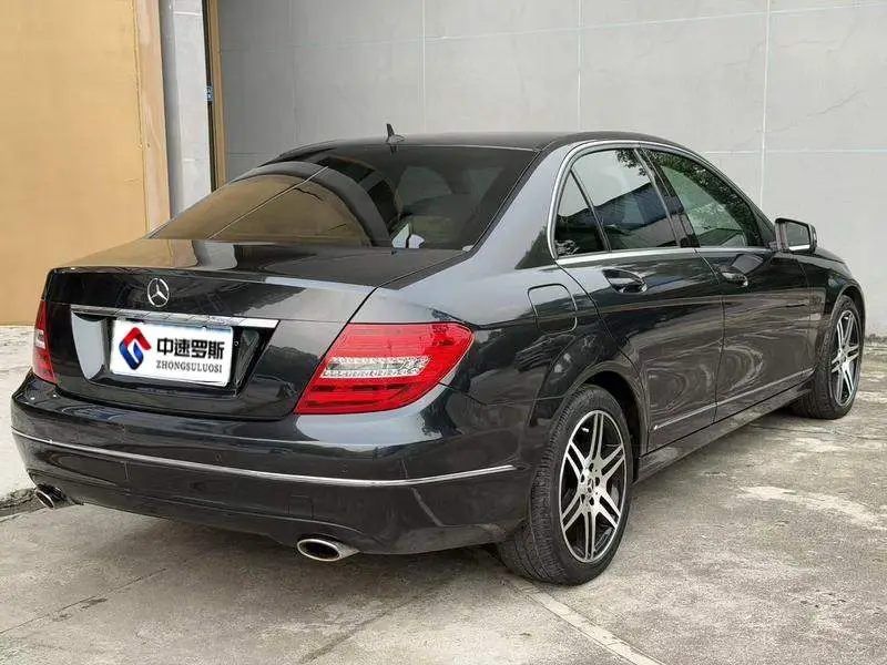 Mercedes-Benz C-Class 2011 C 300 Fashion — 6