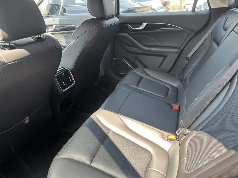 Pentium B70 2021 1.5T Automatic Driving Edition — 11