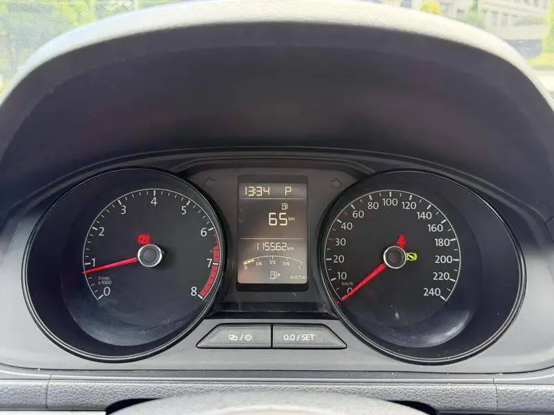 Langxing 2015 1.6L Automatic Fashion Edition — 9