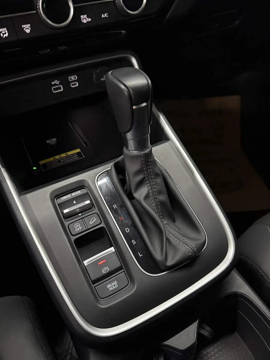 Honda CR-V 2023 240TURBO 4WD Premium Edition 5 Seaters — 11