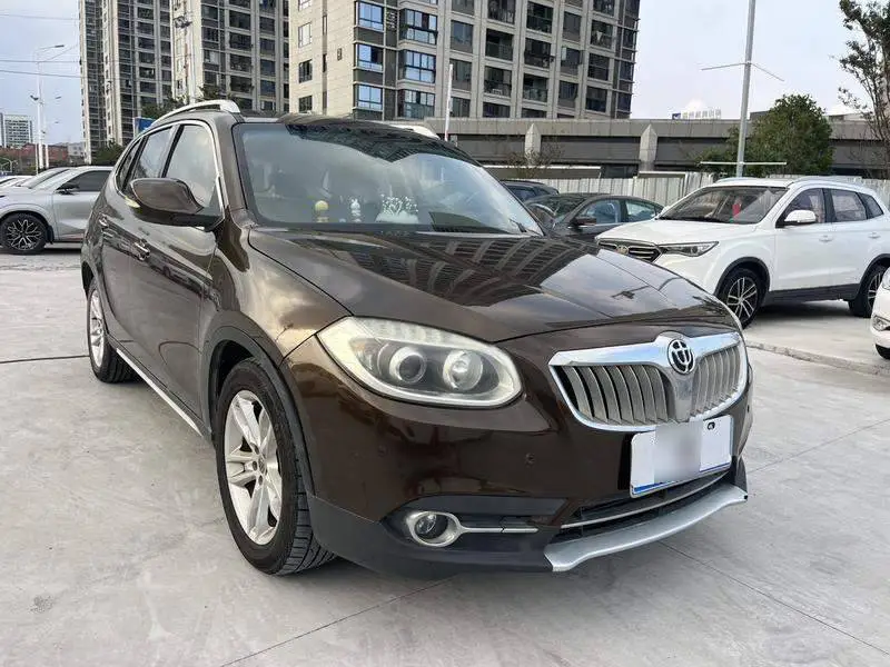 China V5 2012 1.5T Automatic 2WD Luxury Model — 3