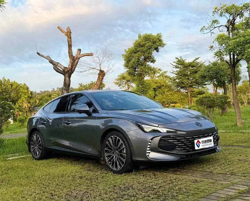 MG7 2023 2.0T Automatic Beauty Hunter Luxury Edition — 3