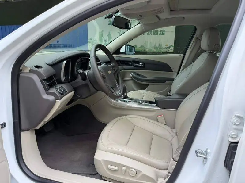 Malibu 2013 2.0L Automatic Luxury Edition — 8
