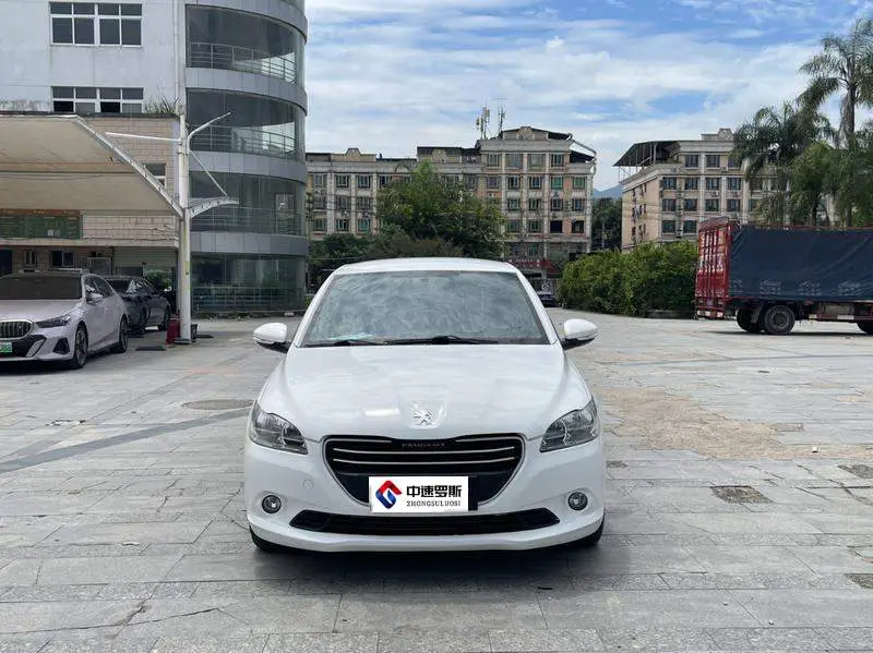 Peugeot 301 2016 1.6L Automatic Comfort Edition — 2
