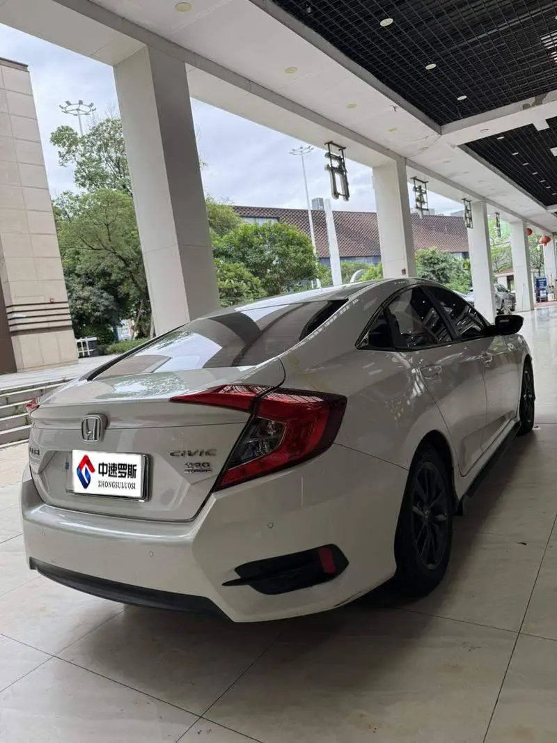 Civic 2019 220TURBO CVT Dynamic Edition National VI — 6