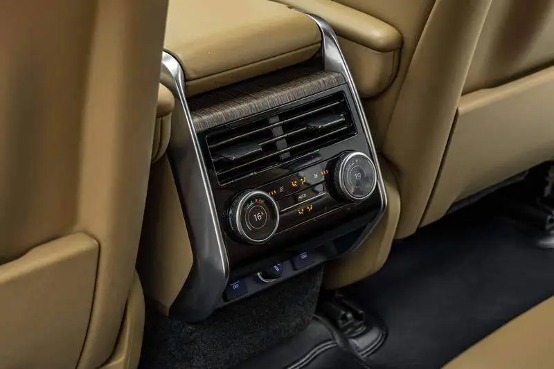 Range Rover 2023 3.0 L6 400PS Grand Seven-seat Extended Edition — 15