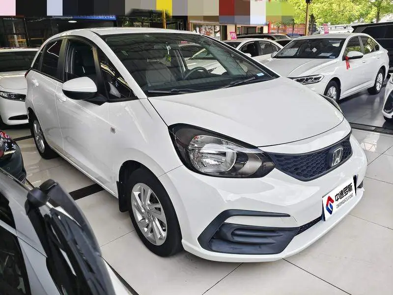 Fit 2021 1.5L CVT Trendy Edition — 3