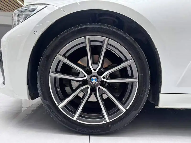 BMW 3 Series 2021 facelifted 325Li M Sport Package — 11
