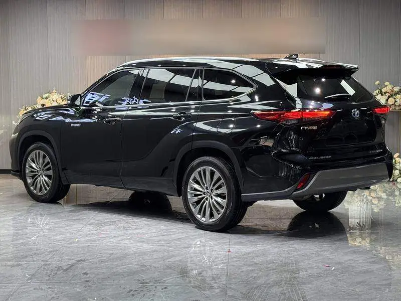Highlander 2022 Hybrid 2.5L 4WD Supreme Edition 7 Seaters — 4