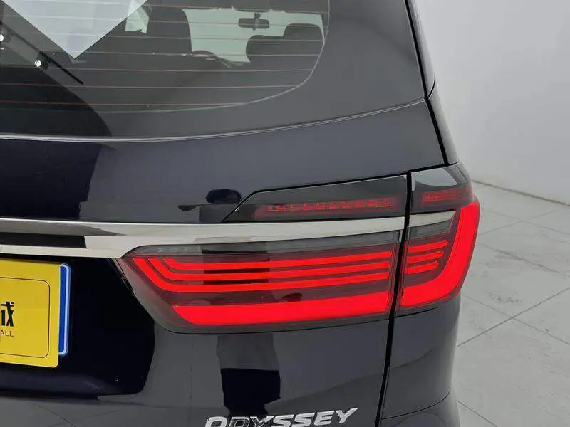 Odyssey 2024 2.0L e:HEV Sharp Enjoy Edition — 8