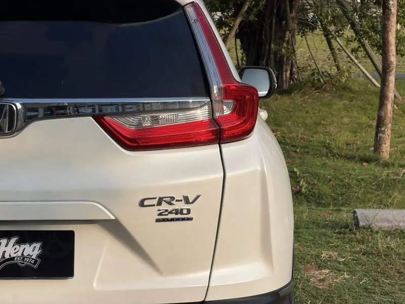 Honda CR-V 2017 240TURBO CVT 2WD Fashion Edition — 9