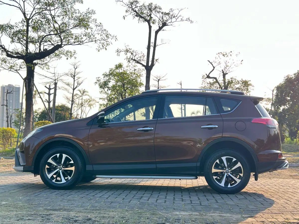 RAV4 Rongfang 2016 2.0L CVT 2WD Zhishang Edition National V — 5