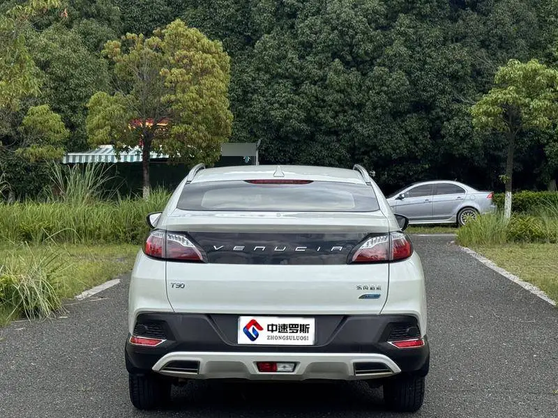 Venucia T90 2018 2.0L CVT Smart Linkage Smart Edition National V — 6