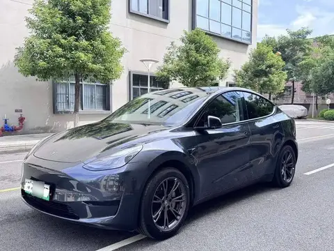 Model Y 2024 rear-wheel drive version