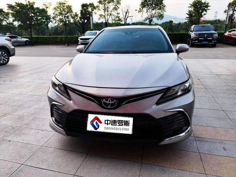 Camry 2021 2.0G Deluxe Edition — 2