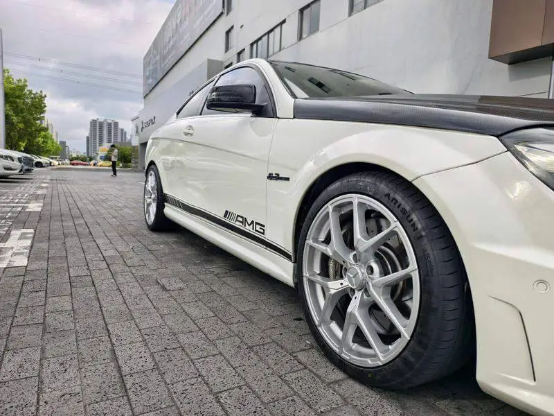 Mercedes-Benz C-Class AMG 2012 AMG C 63 Coupe Dynamic Edition — 16