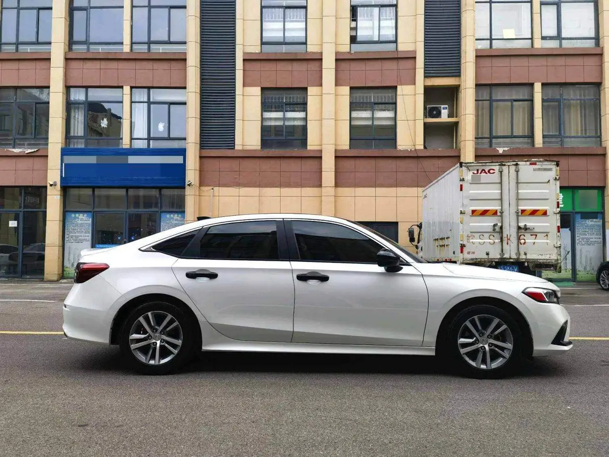 Civic 2023 240TURBO CVT Power Edition — 4