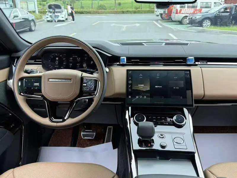 Range Rover Sport 2024 400PS Dynamic HSE — 9