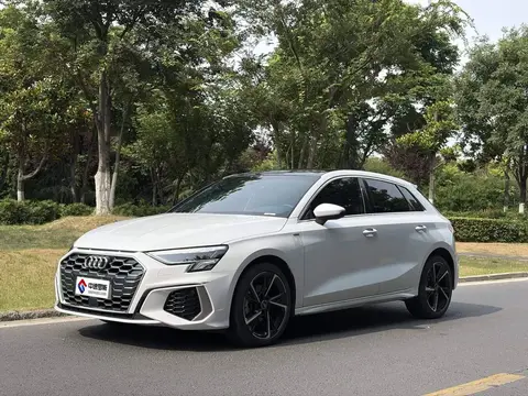 Audi A3 2022 Sportback 35 TFSI Stylish and sporty