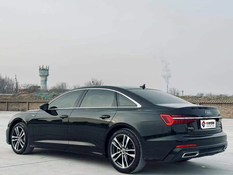 Audi A6L 2020 45 TFSI Premium Elegance — 3
