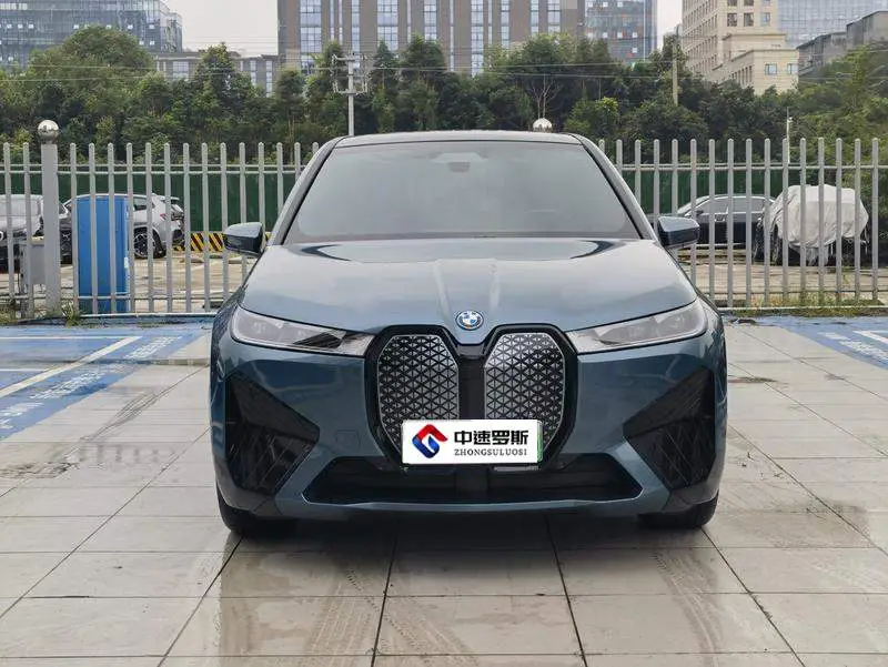 BMW iX 2022 xDrive40 — 2