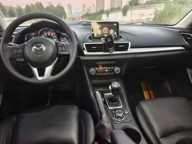 Mazda 3 Angkesaila 2014 Hatchback 2.0L Automatic Flagship Model — 10