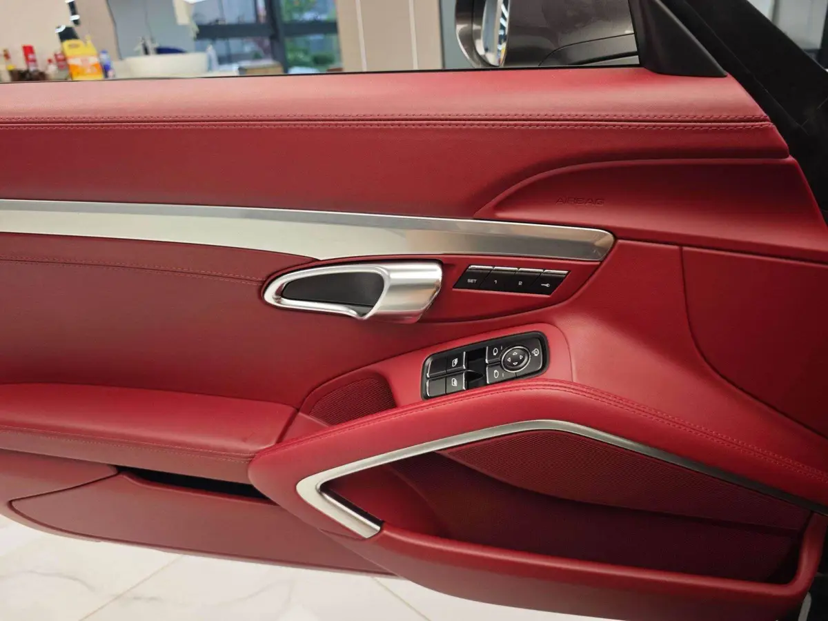 Porsche 718 2020 Boxster 2.0T — 15