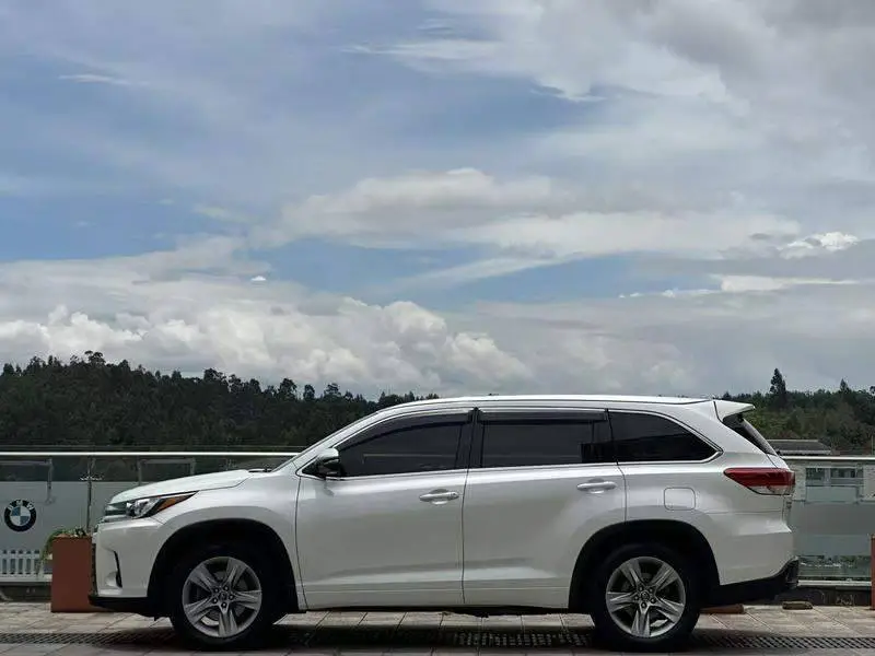 Highlander 2018 2.0T 4WD Premium Edition 7 Seater National V — 4