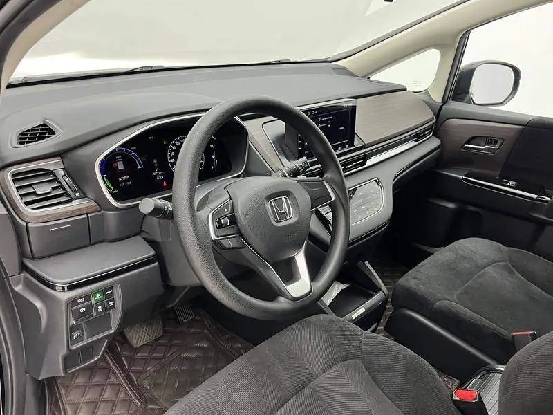 Odyssey 2024 2.0L e:HEV Sharp Enjoy Edition — 18