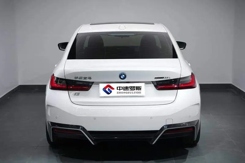 BMW i3 2022 eDrive 35 L — 3