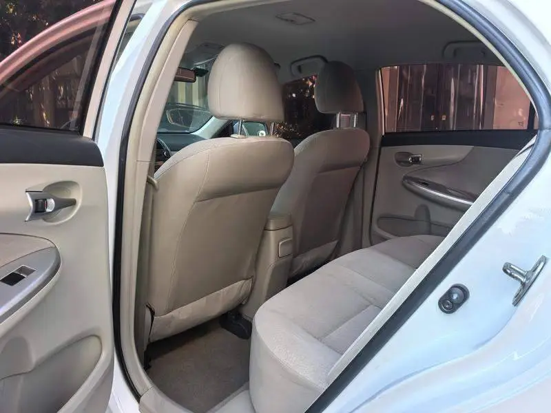 Corolla 2011 1.6L Manual GL — 14